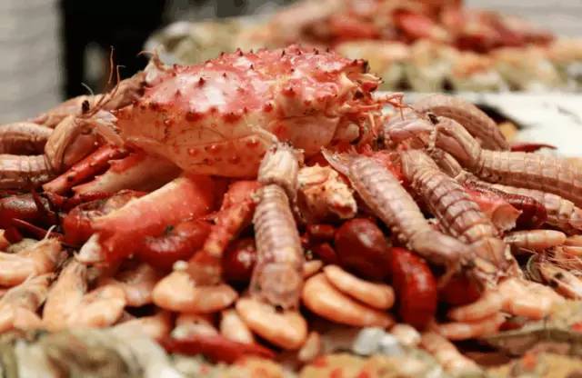 畫風突轉，小米也要涉足餐飲業